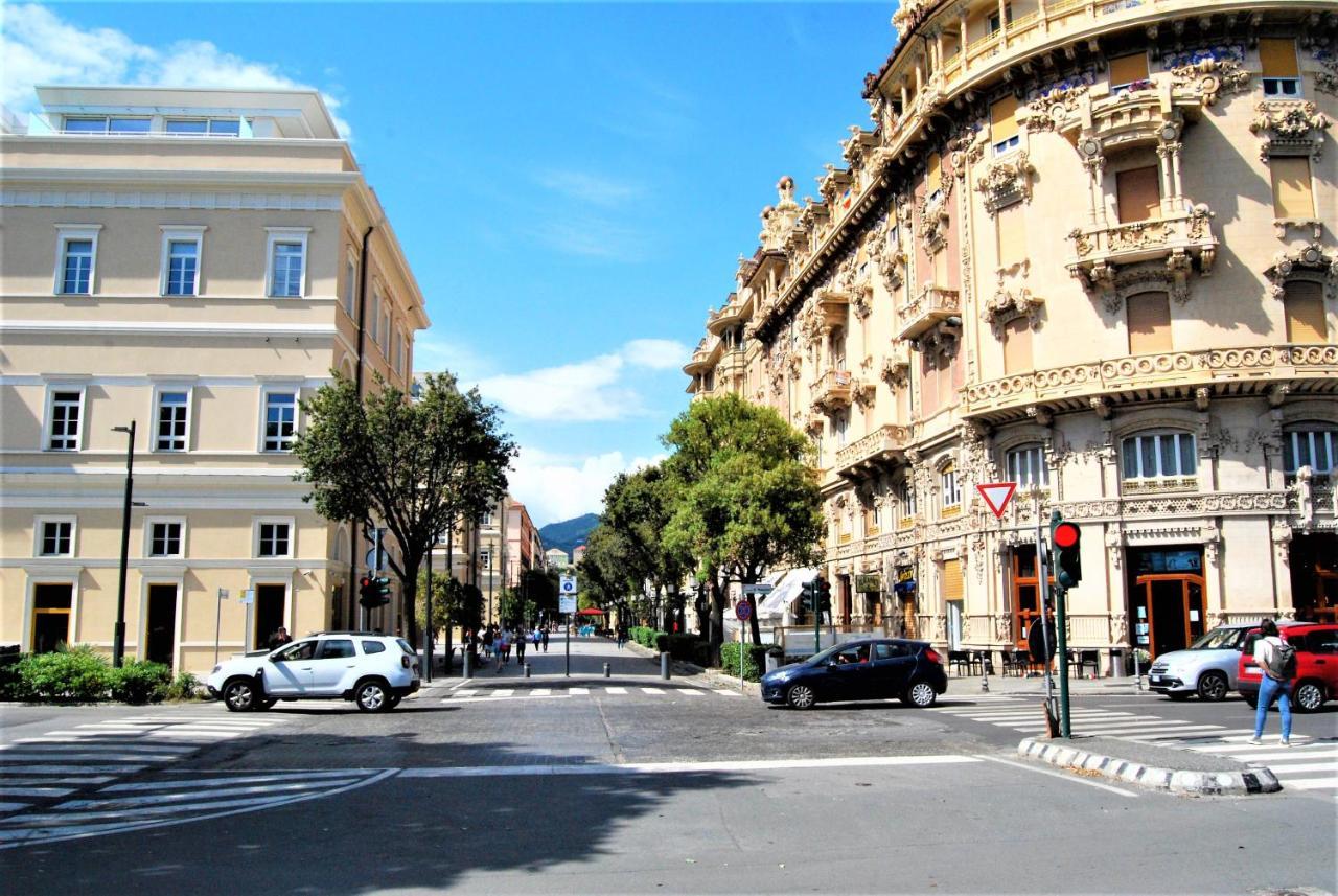 Ferienwohnung Casa Donna Lidia Savona Exterior foto
